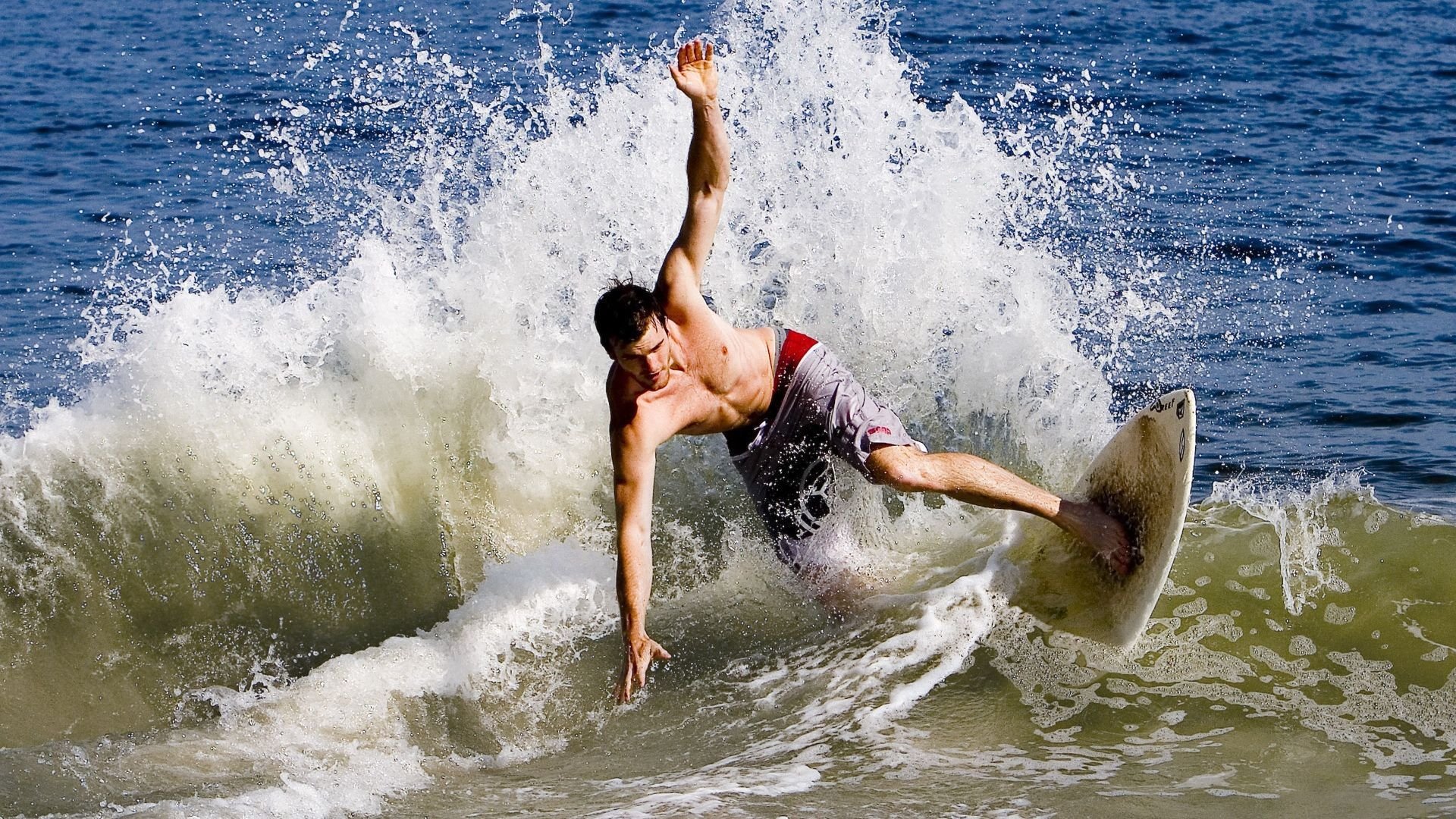 开云体育登录-撕裂之城的一夜封喉，开拓者末节狂飙，森林狼在玫瑰花园的叹息